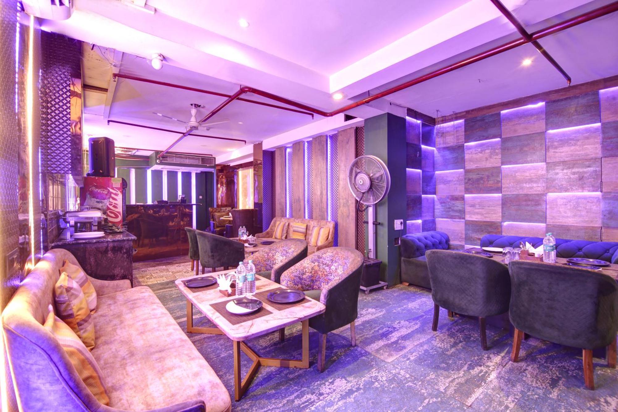 Hotel Wk Comfort - Near White Clove Új-Delhi Kültér fotó