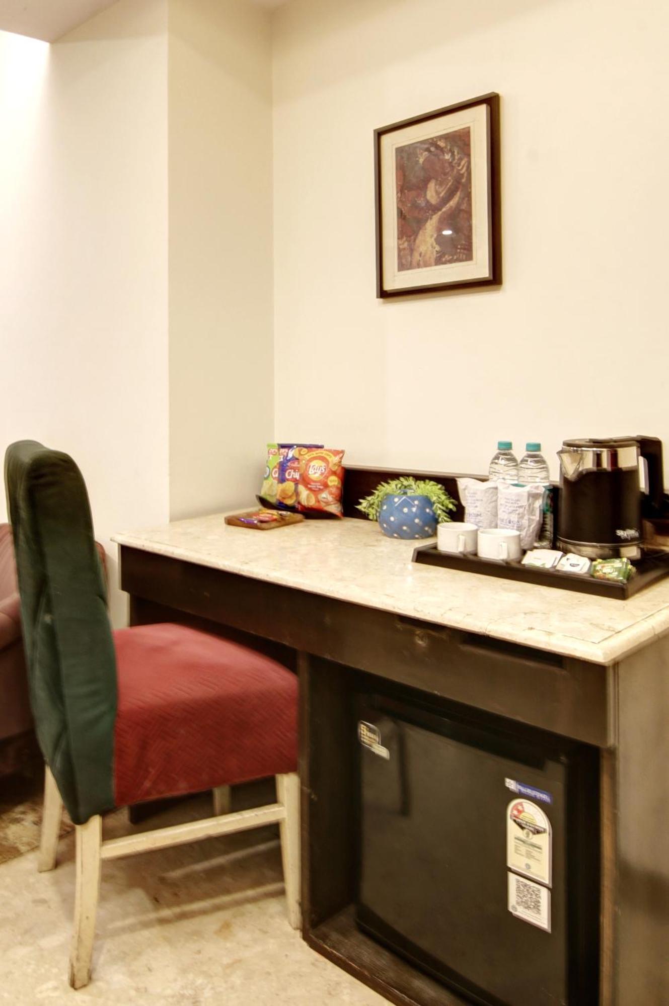 Hotel Wk Comfort - Near White Clove Új-Delhi Kültér fotó