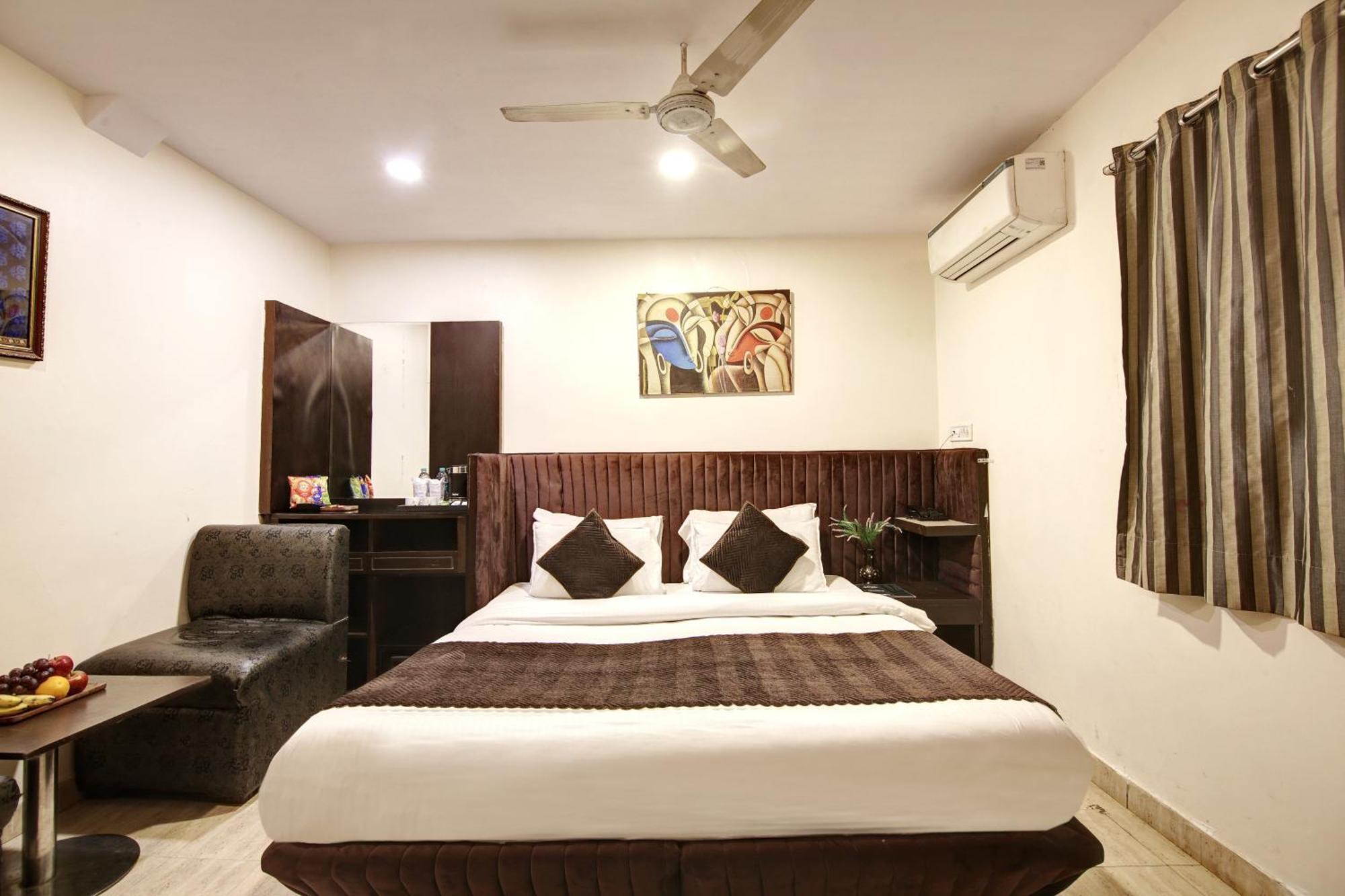 Hotel Wk Comfort - Near White Clove Új-Delhi Kültér fotó