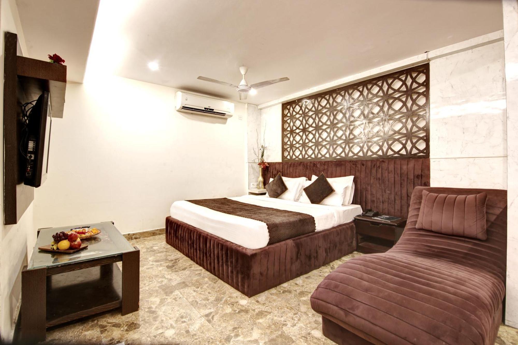 Hotel Wk Comfort - Near White Clove Új-Delhi Kültér fotó