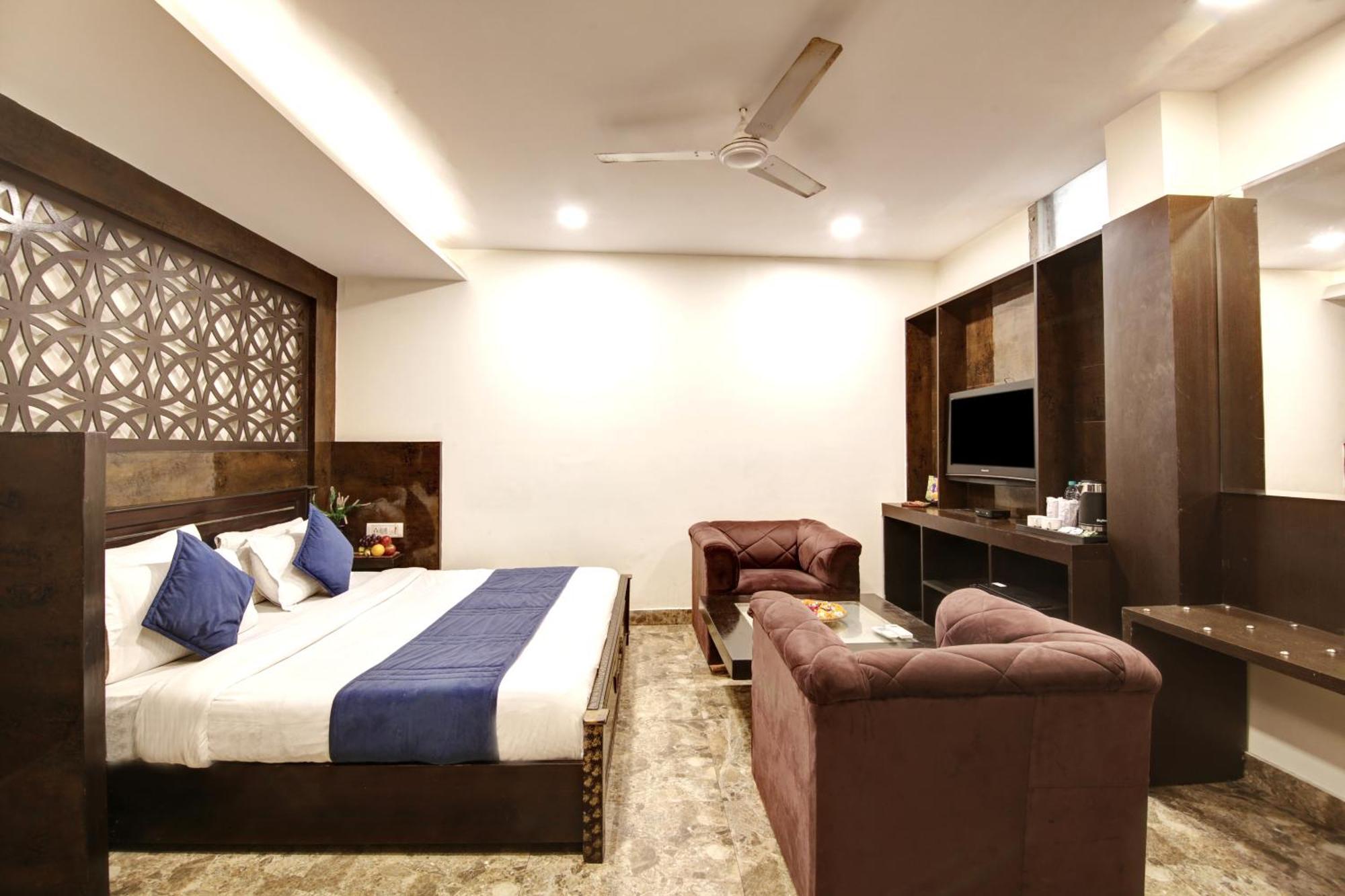 Hotel Wk Comfort - Near White Clove Új-Delhi Kültér fotó