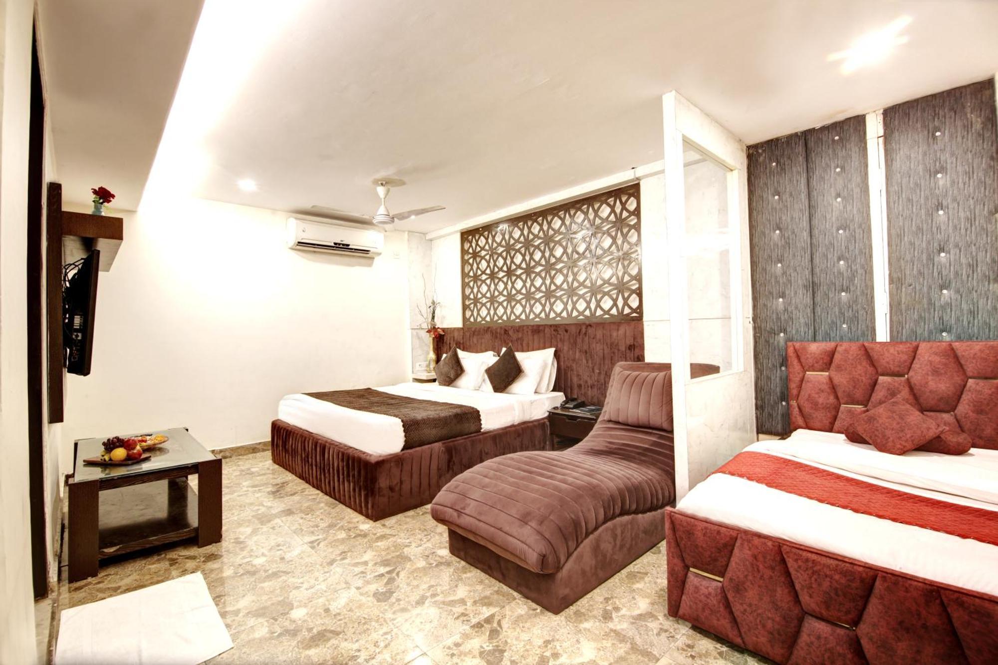 Hotel Wk Comfort - Near White Clove Új-Delhi Kültér fotó