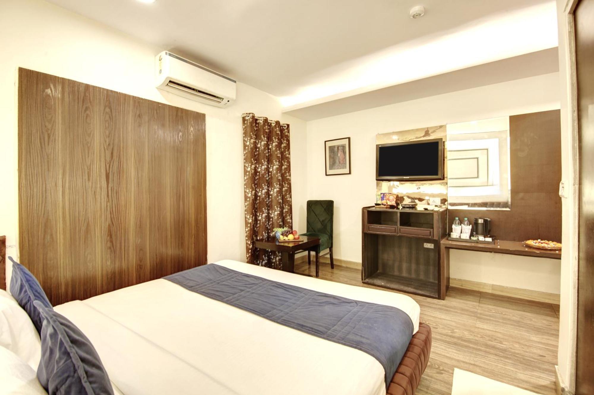 Hotel Wk Comfort - Near White Clove Új-Delhi Kültér fotó
