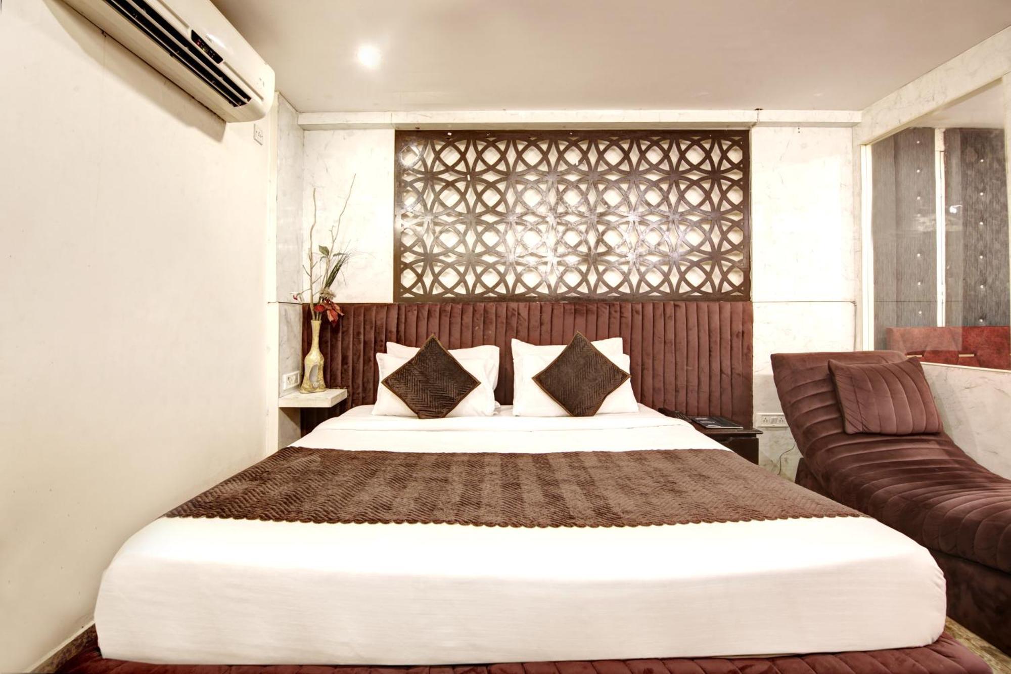 Hotel Wk Comfort - Near White Clove Új-Delhi Kültér fotó