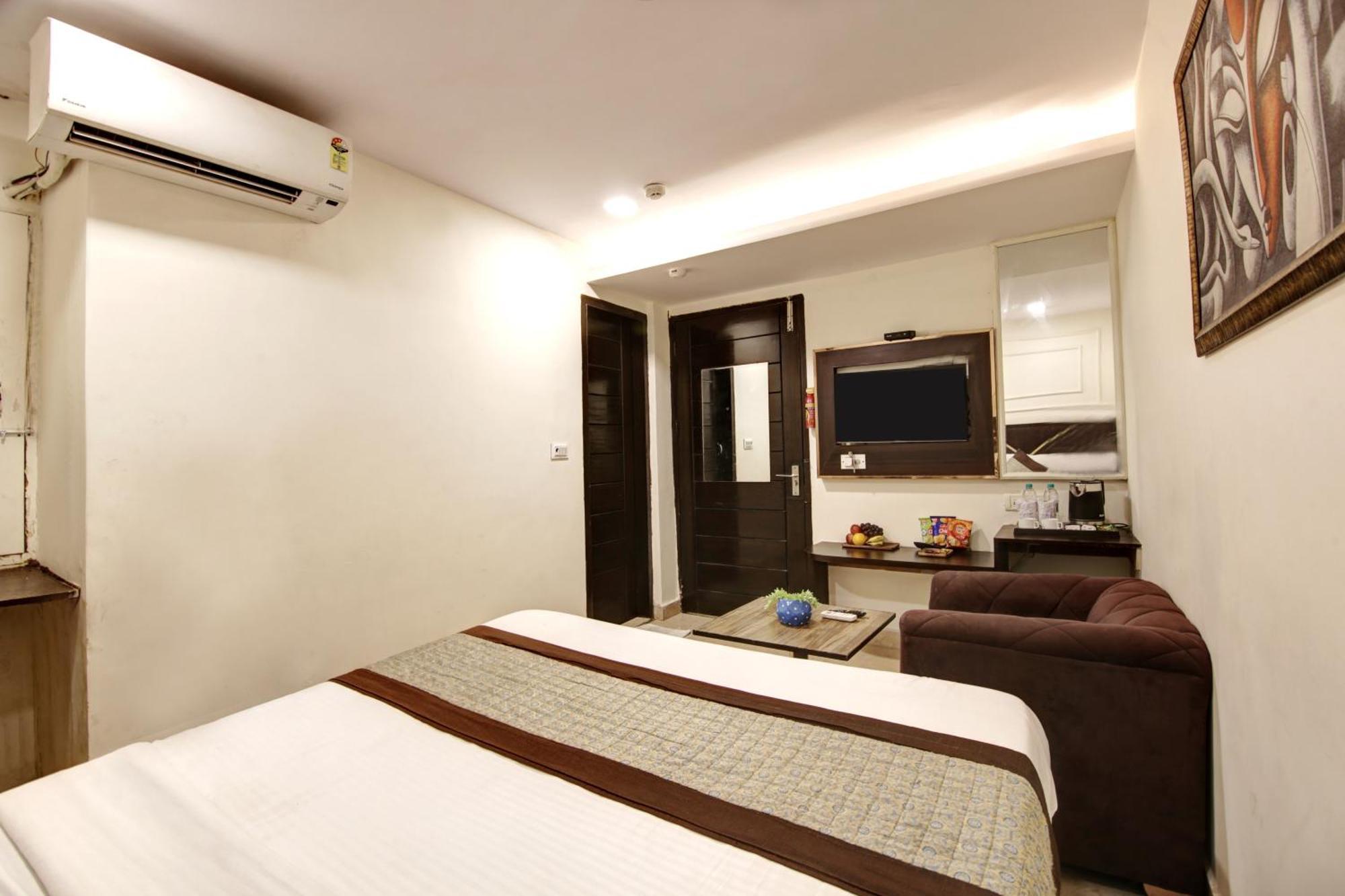 Hotel Wk Comfort - Near White Clove Új-Delhi Kültér fotó